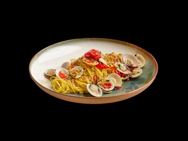 Tagliolini alle vongole, peperoncino e pomodorini